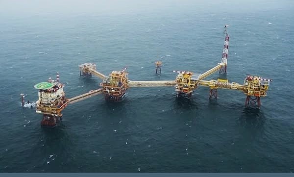 ကမ်းလွန်စီမံကိန်းအသစ်တွေကို အလျင်အမြန် စတင်နိုင်ဖို့ စစ်ကောင်စီ လုပ်ဆောင်နေ