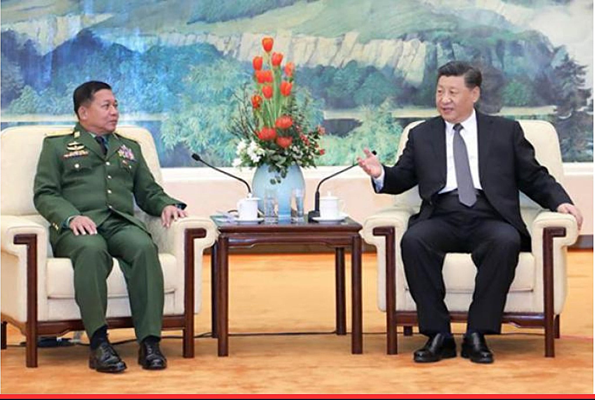 ရပ်ဝန်းနဲ့ ပိုးလမ်းမ စီမံကိန်းတွေကို အရှိန်အဟုန်မြှင့် ဆောင်ရွက်သွားဖို့ သမ္မတရှီကျင့်ဖျင်က မင်းအောင်လှိုင်ကို ပြော