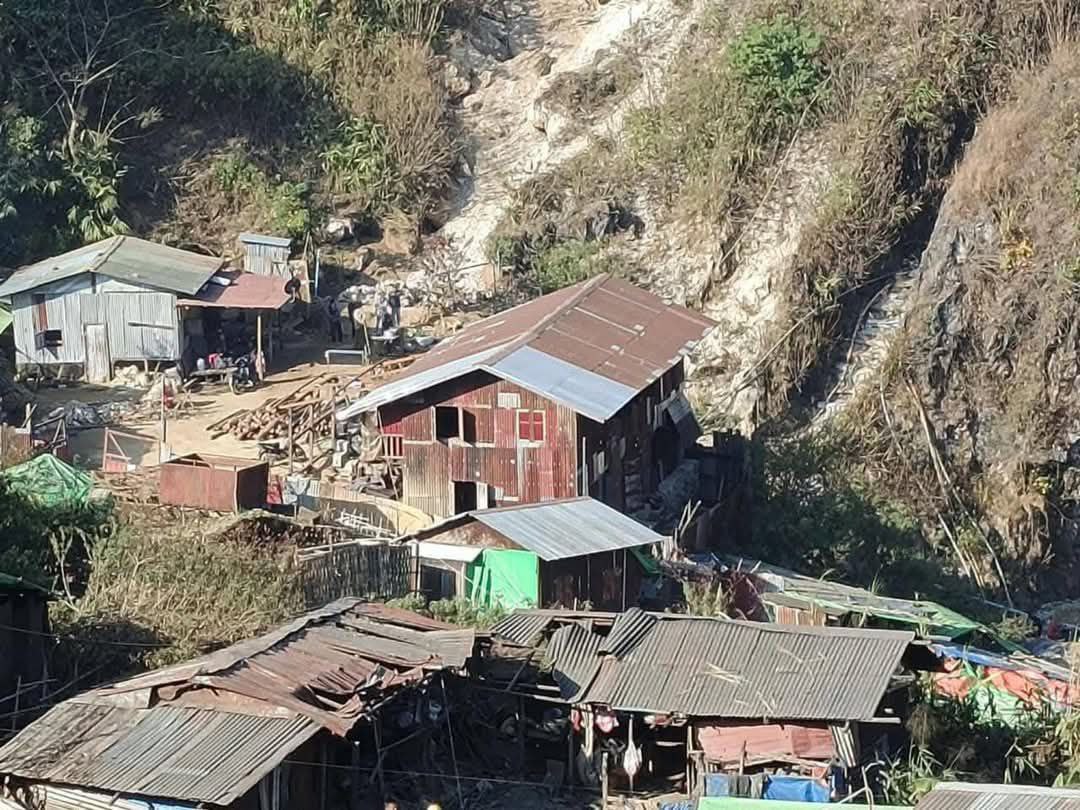 သယံဇာတ ထုတ်ယူပြီး တော်လှန်ရေးအဖွဲ့တွေထံ ထောက်ပံ့နေမှုကို စိစစ်ဖော်ထုတ်၊ တိုက်ဖျက်မယ်လို့ စစ်ကောင်စီ ထုတ်ပြန်